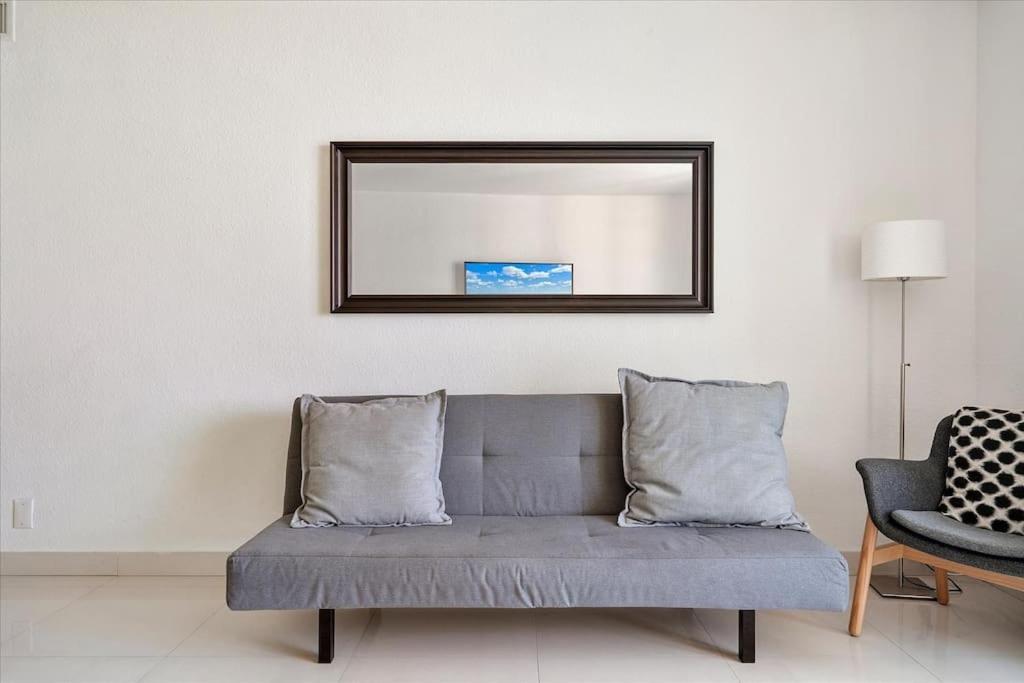 Beachfront 2 Bedroom At Tides Hollywood 8Th Floor Екстер'єр фото
