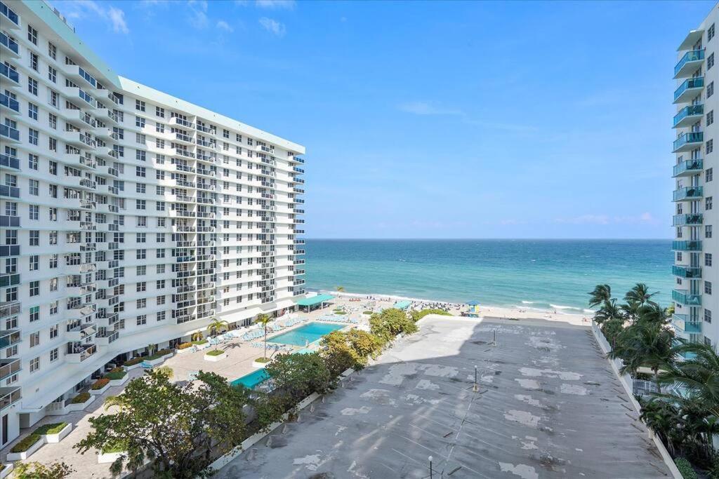 Beachfront 2 Bedroom At Tides Hollywood 8Th Floor Екстер'єр фото