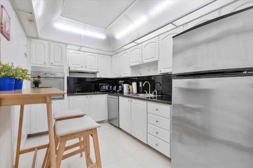 Beachfront 2 Bedroom At Tides Hollywood 8Th Floor Екстер'єр фото