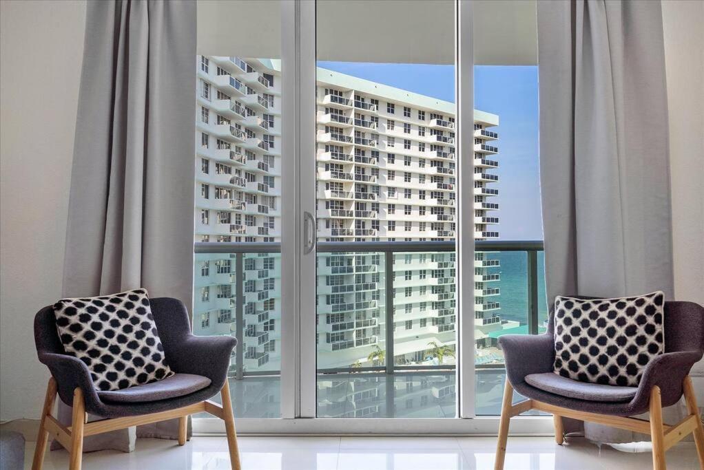 Beachfront 2 Bedroom At Tides Hollywood 8Th Floor Екстер'єр фото