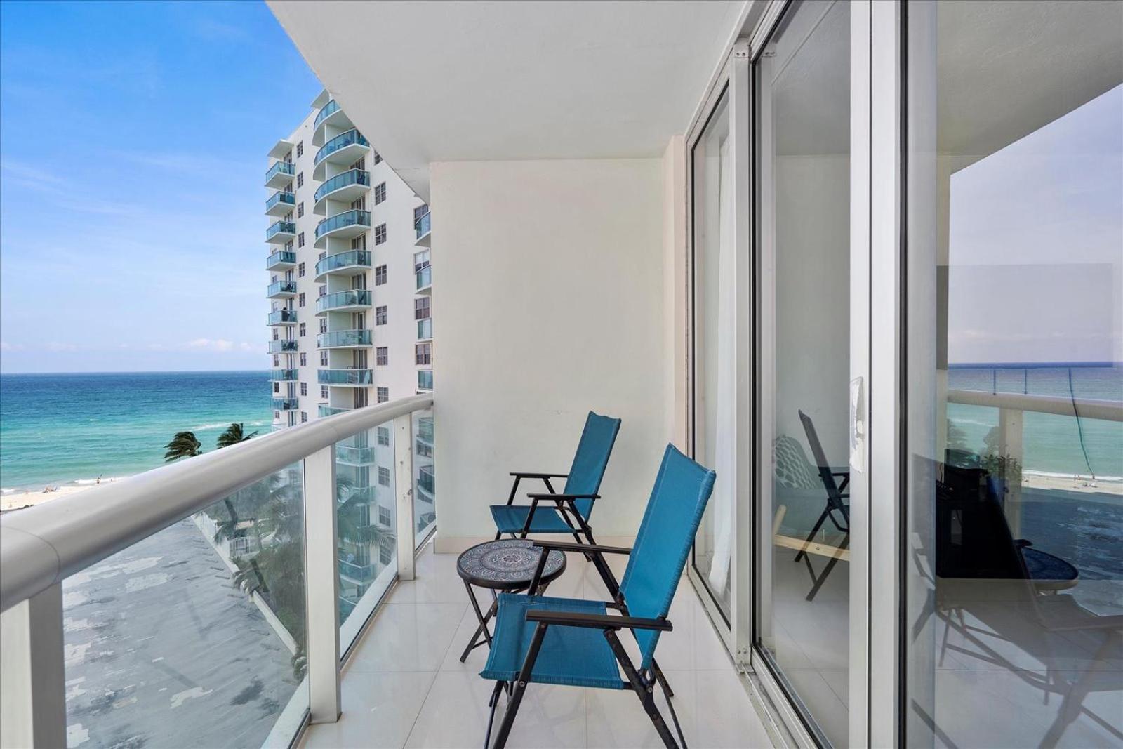 Beachfront 2 Bedroom At Tides Hollywood 8Th Floor Екстер'єр фото