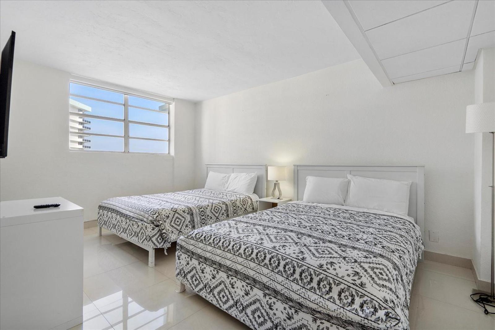 Beachfront 2 Bedroom At Tides Hollywood 8Th Floor Екстер'єр фото